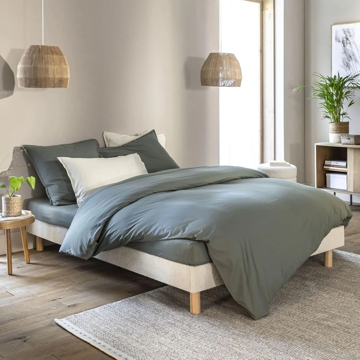 Lit Double en Bouclette Beige avec Sommier à Lattes 160x200