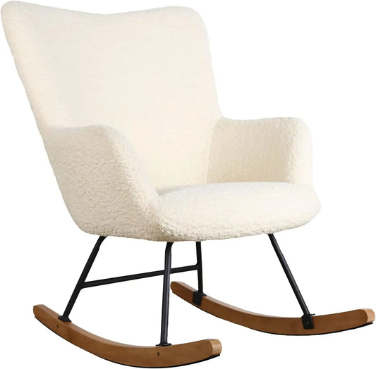 Chaise à bascule Kaira en tissu bouclette écru avec cadre en métal et pieds en bois