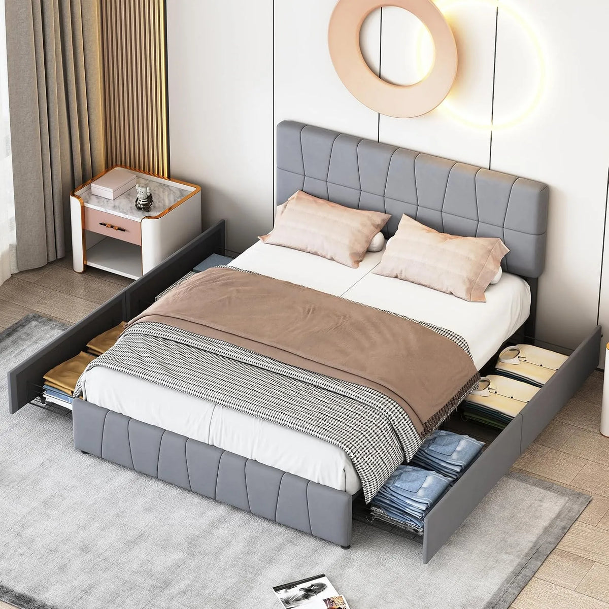 Lit double capitonné 160 x 200 cm avec 4 tiroirs — avec rangement, avec tiroirs, réglable, 160 × 200 cm, revêtement en velours